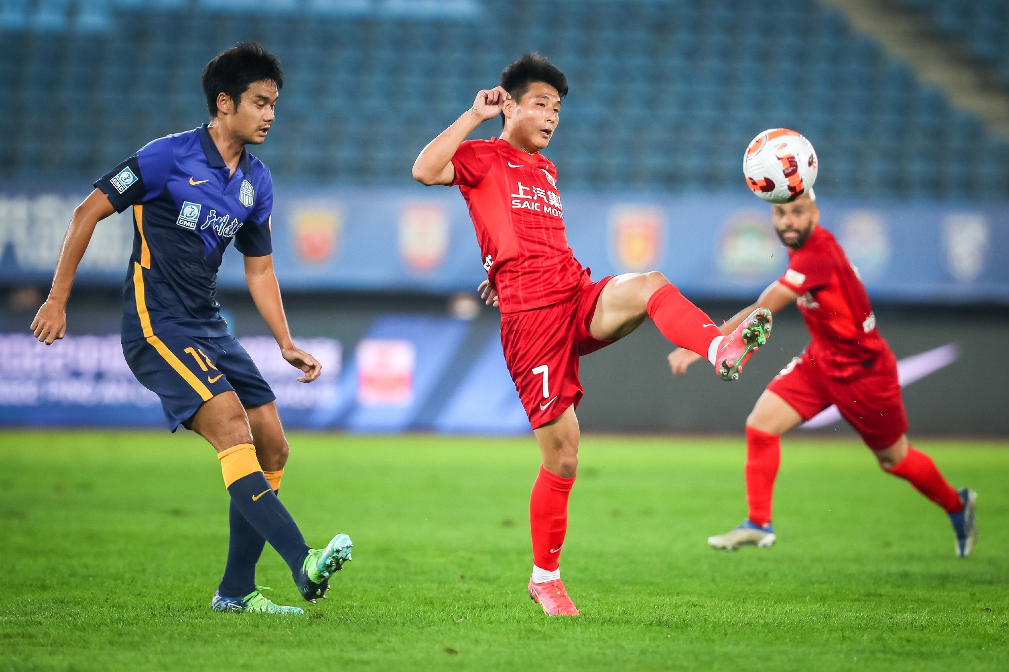 武磊状态神勇，成为球队绝对核心获赞